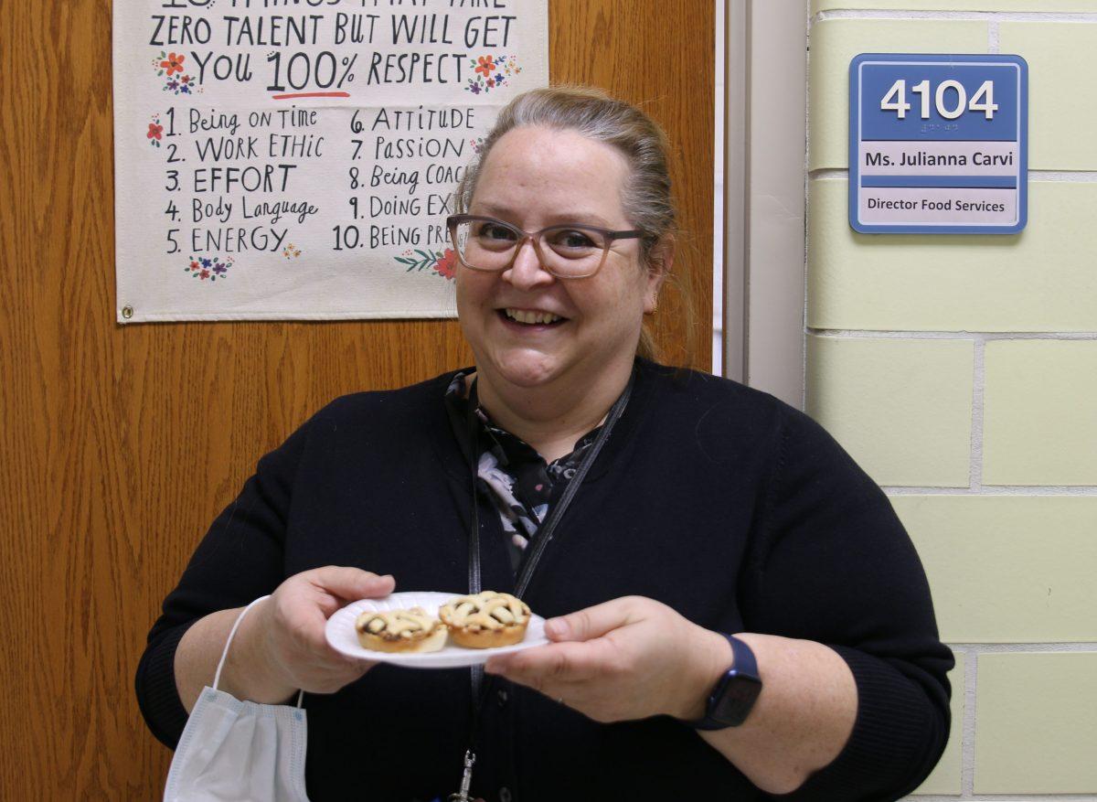 Cafeteria boss or cake boss? Food services director takes on baking challenges