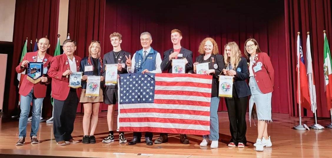 Senior Zach Goldsand (fourth from left) is welcomed to Taiwan with other exchange students in a cultural learning activity. (Photo courtesy of Zach Goldsand)