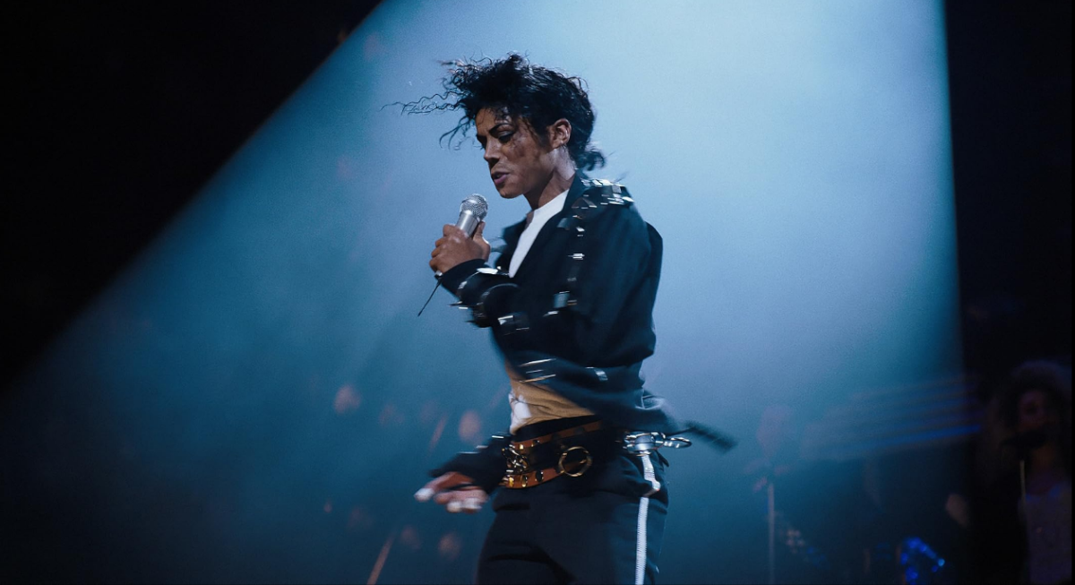 Michael Jackson (Jaafar Jackson) performs “Bad” in the film’s final scene. (Fair use IMDb)